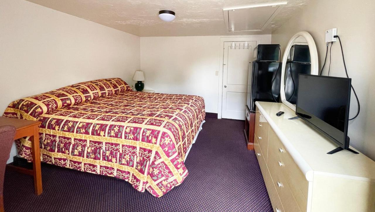 Value Inn Motel Sandusky Exterior photo